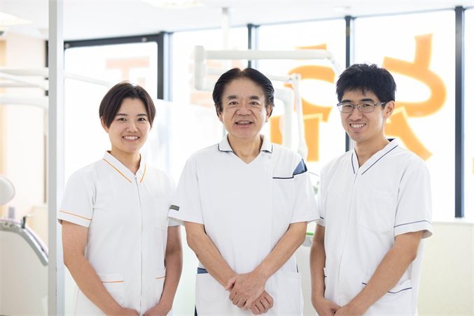 院長と歯科医師